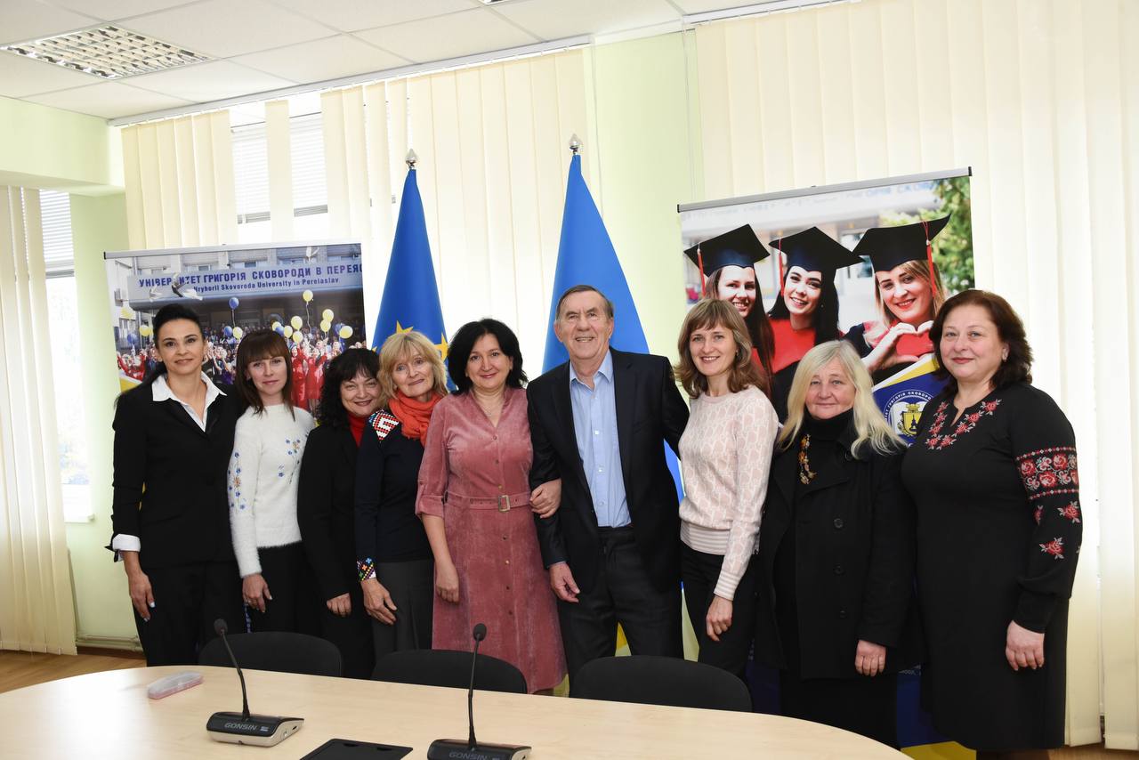 Кафедра лінгвістики
