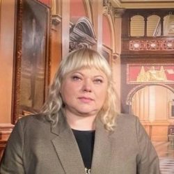 Славова